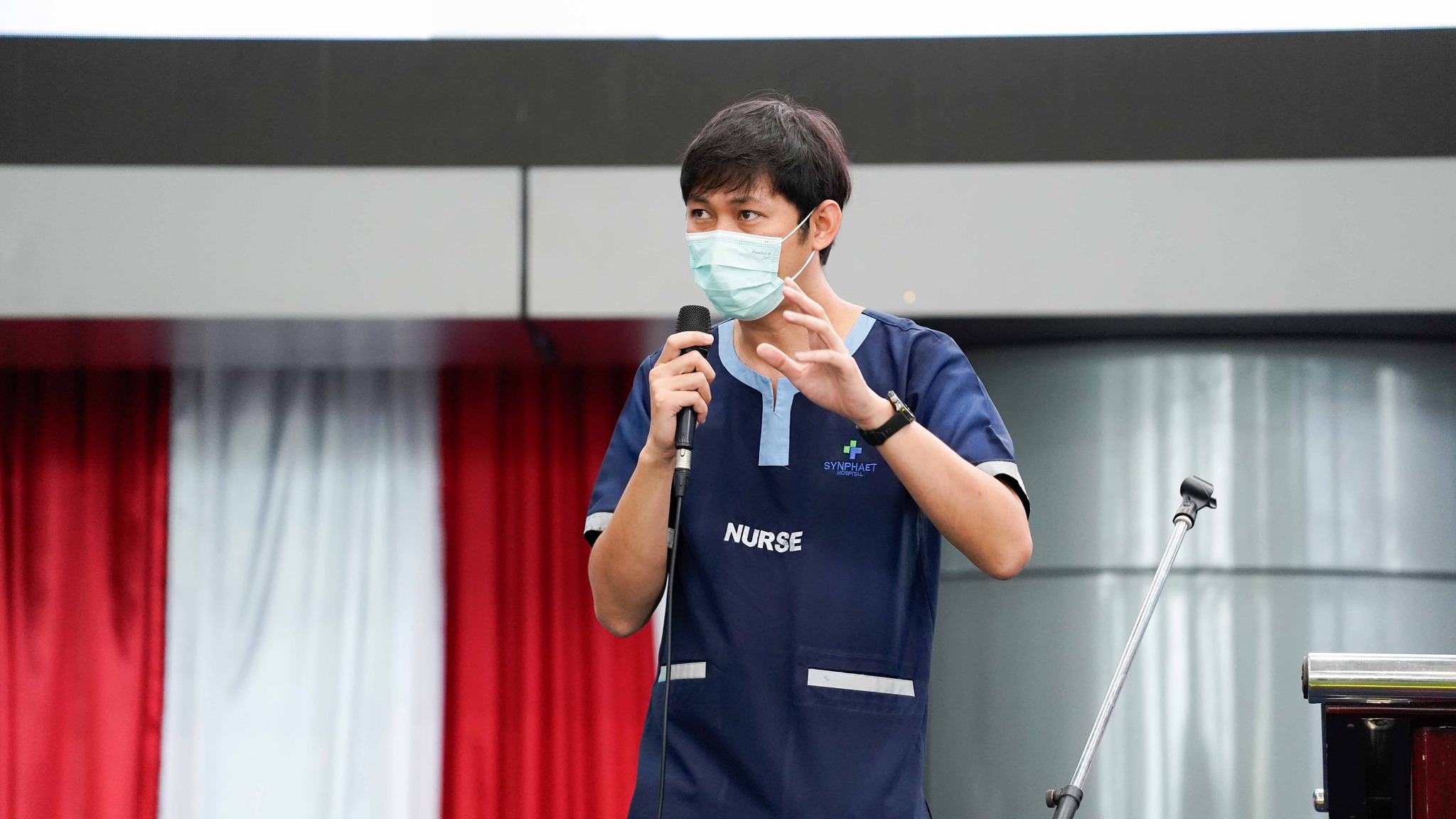 โรงเรียนจัดประชุมนักเรียนระดับชั้นมัธยมศึกษา ประจำปีการศึกษา 2568 ให้ความรู้เรื่องไข้หวัดใหญ่และโควิด-19 โดยผู้เชี่ยวชาญจากโรงพยาบาลสินแพทย์