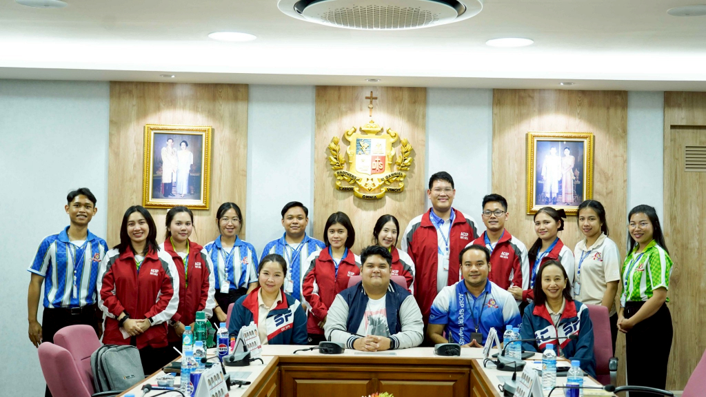 กิจกรรม "วงฟังใจ" ครูใหม่ปีการศึกษา 2568
