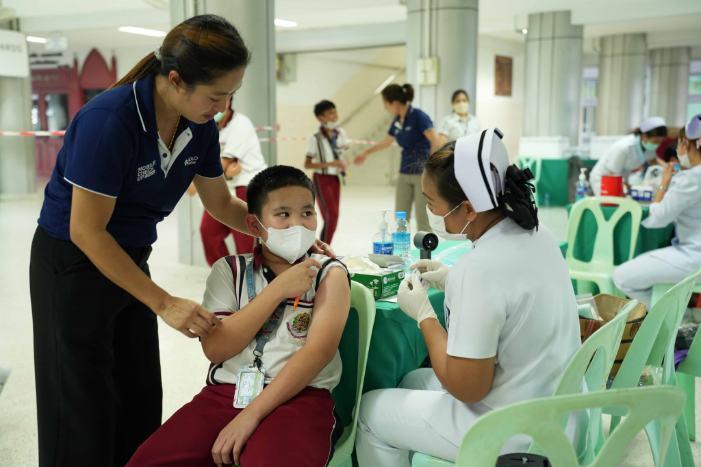 โรงเรียนอัสสัมชัญสมุทรปราการ ร่วมกับโรงพยาบาลเปาโล สมุทรปราการจัดกิจกรรมฉีดวัคซีนป้องกันโรคไข้หวัดใหญ่ เข็มที่ 1 ประจำปีการศึกษา 2568