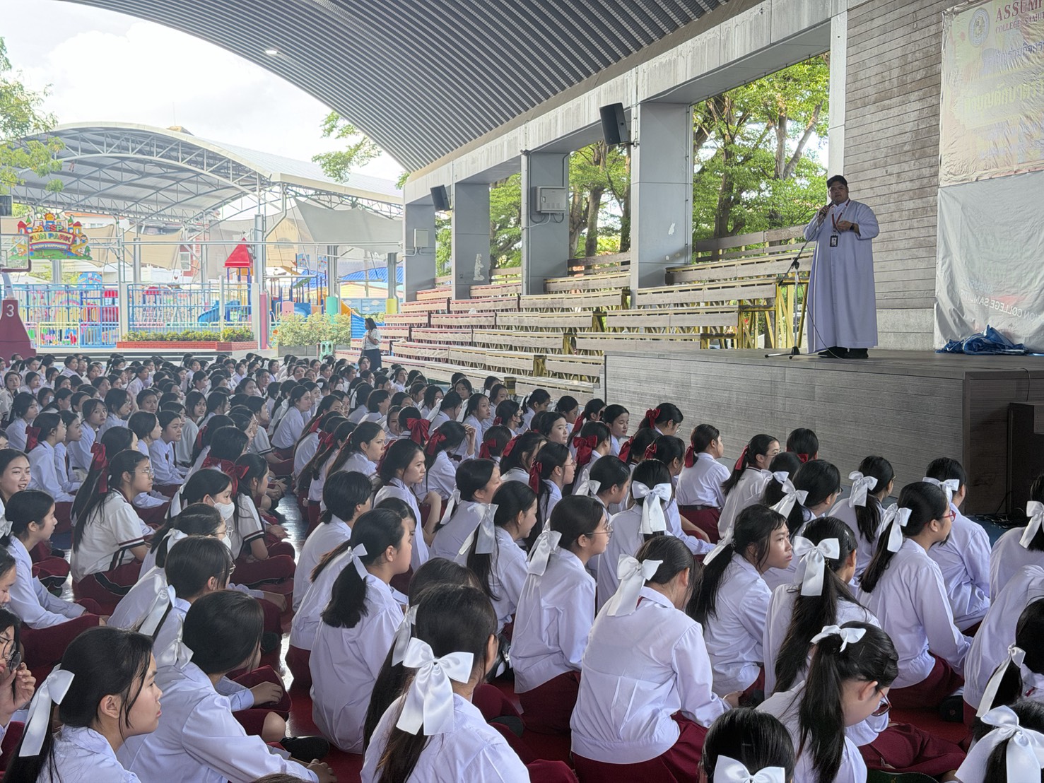 กิจกรรมอบรมนักเรียนหญิง : ปฐมนิเทศนักเรียนหญิง