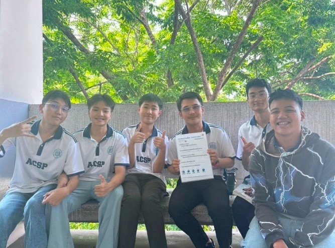 กลุ่มสาระการเรียนรู้คณิตศาสตร์ ส่งเสริมการเรียนรู้แบบ Active Learning ในรายวิชาคณิตศาสตร์พื้นฐาน ระดับชั้นมัธยมศึกษาปีที่ 6 พานักเรียนก้าวข้ามกรอบทฤษฎี นำความรู้เรื่อง "สถิติ" มาลงมือปฏิบัติจริงผ่านการจัดทำแบบสอบถามและวิเคราะห์ข้อมูลจากประชากรในโรงเรียน