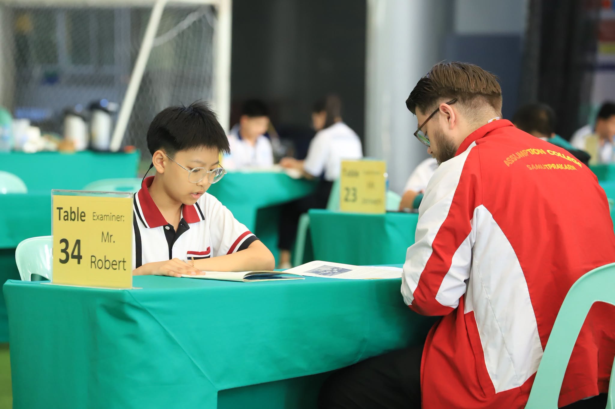P6 Students Demonstrate English Proficiency in Oral Assessment